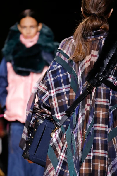 Look 73